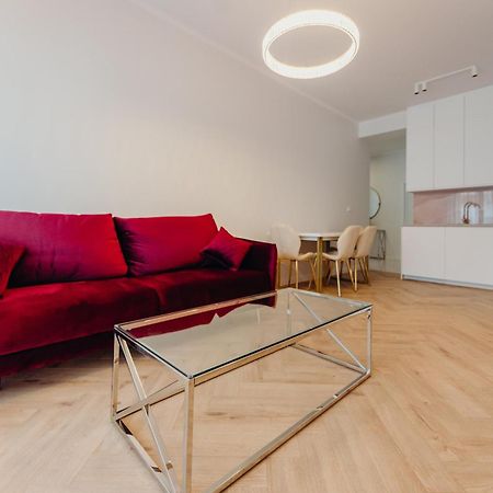 ז'שוב 3 Bedrooms Premium Bella Rosa For 8 Guests With Ac And Underground Parking מראה חיצוני תמונה