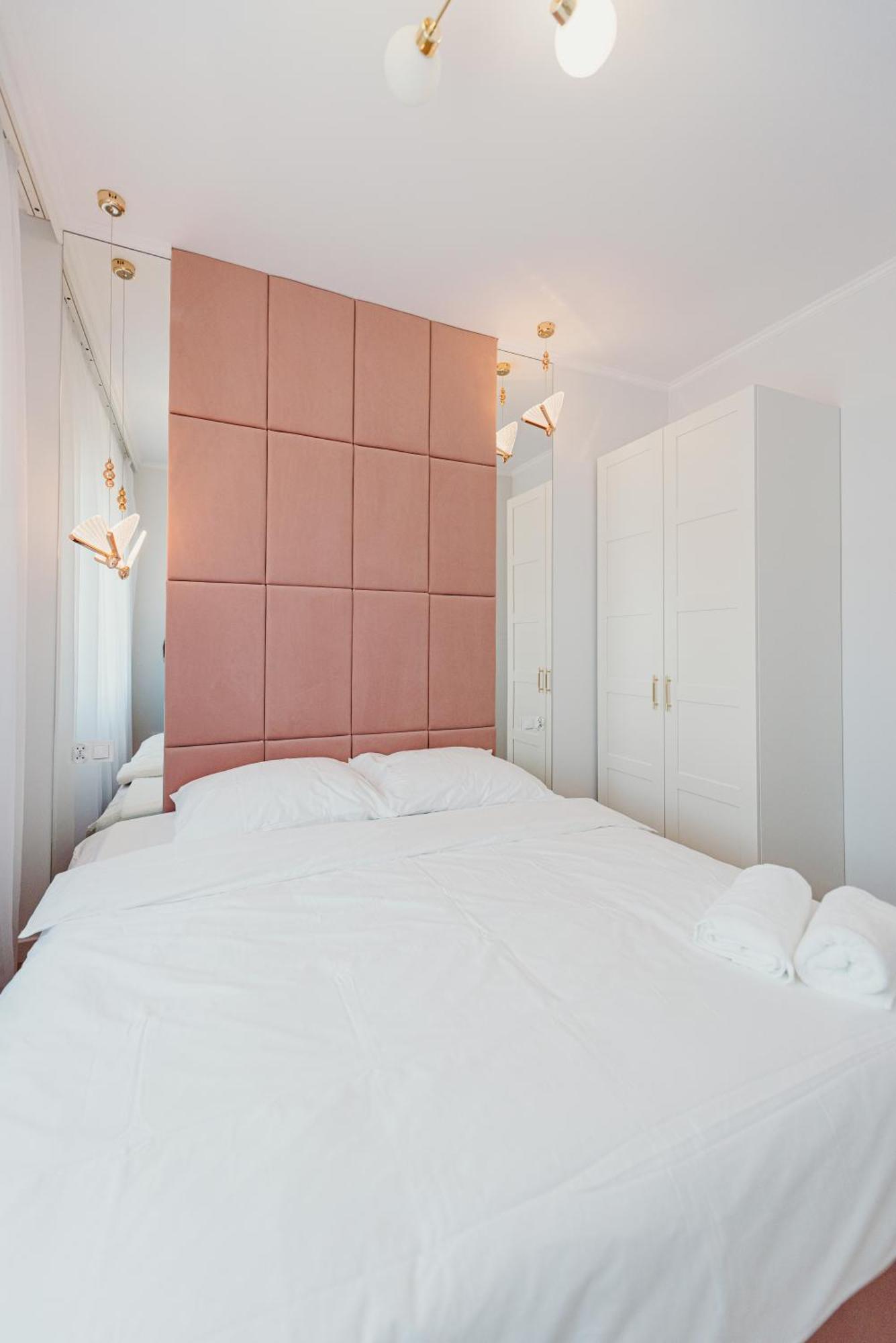 ז'שוב 3 Bedrooms Premium Bella Rosa For 8 Guests With Ac And Underground Parking מראה חיצוני תמונה